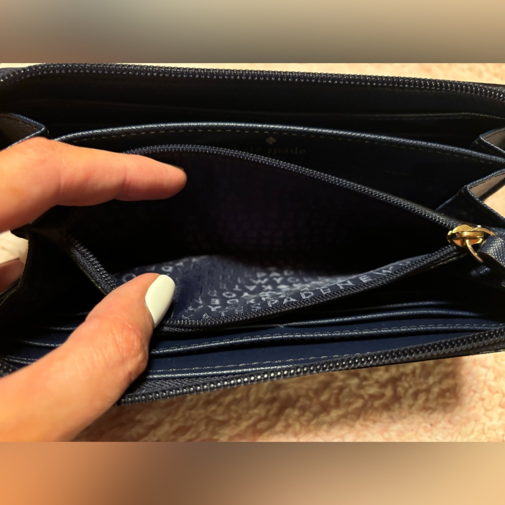 Kate Spade Wallet - Picture 4 of 5